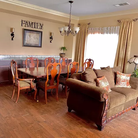 117 Brentwood Dr, Tehachapi, CA 93561 photo 3