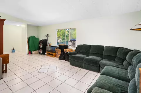 1236 Avenue Q-10 E, Palmdale, CA 93550 photo 9