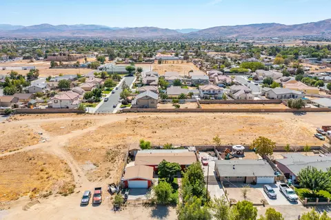 1236 Avenue Q-10 E, Palmdale, CA 93550 photo 32