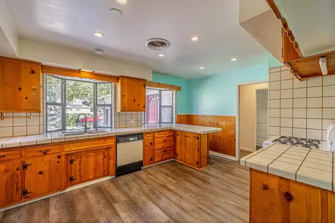 44527 Lowtree Ave, Lancaster, CA 93534 photo 7