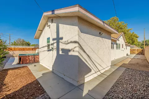 44527 Lowtree Ave, Lancaster, CA 93534 photo 36