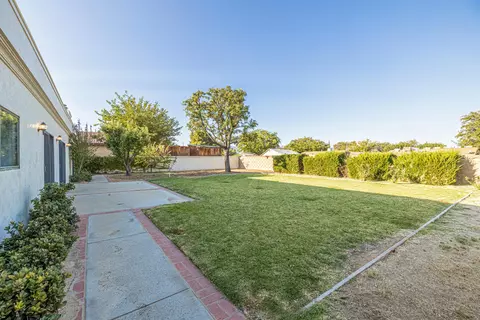 42873 Normandy Ln, Lancaster, CA 93536 photo 25