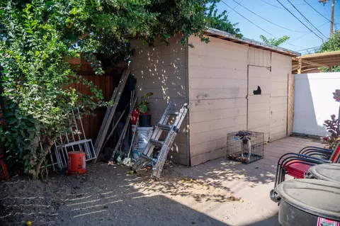 2071 Shauer St E, Compton, CA 90222 photo 18