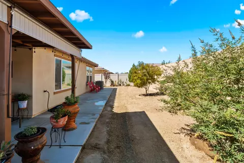 3637 Garnet Ln, Lancaster, CA 93535 photo 29