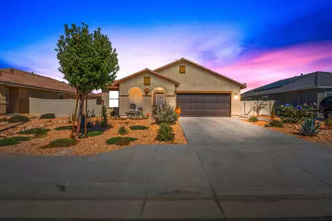 3637 Garnet Ln, Lancaster, CA 93535 photo 1