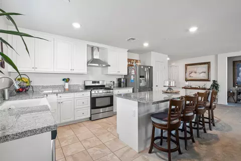 3637 Garnet Ln, Lancaster, CA 93535 photo 10