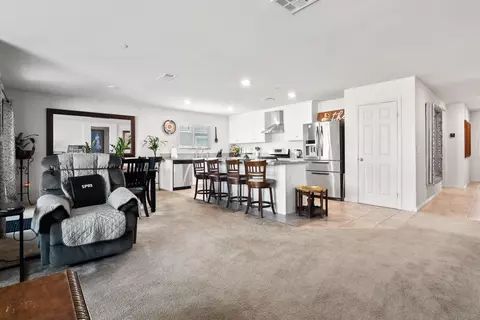 3637 Garnet Ln, Lancaster, CA 93535 photo 7