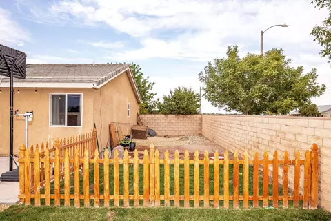 3366 James Ct, Lancaster, CA 93535 photo 29