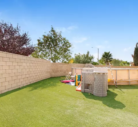 1763 Ivesbrook St E, Lancaster, CA 93535 photo 14