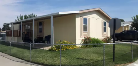 45465 25th St E #219, Lancaster, CA 93535 photo 1