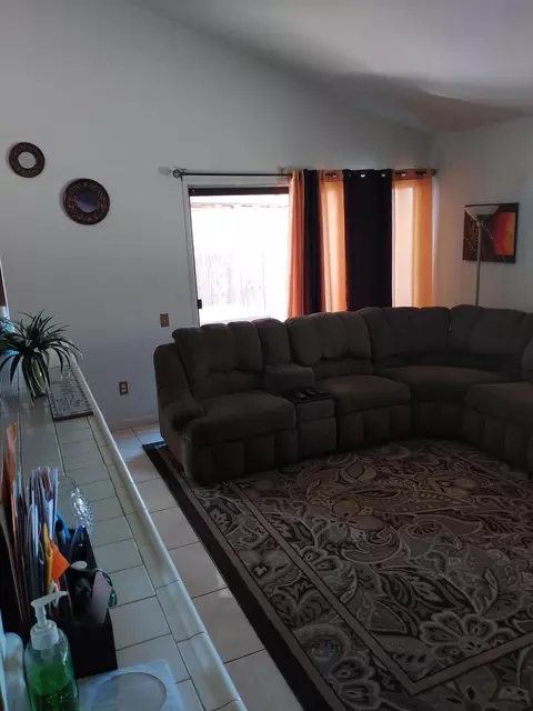 44239 Sancroft Ave, Lancaster, CA 93535 photo 3