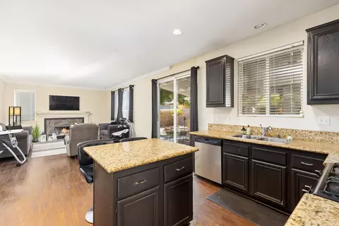 45611 Sterling St, Lancaster, CA 93534 photo 12