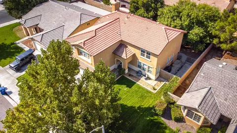 45611 Sterling St, Lancaster, CA 93534 photo 3