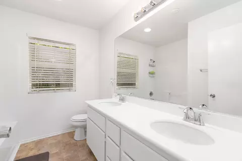 45611 Sterling St, Lancaster, CA 93534 photo 39