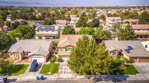 45611 Sterling St, Lancaster, CA 93534 photo 5