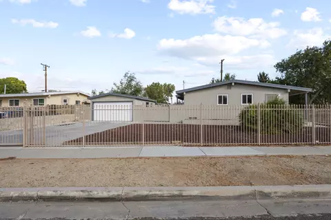 45437 Fig Ave, Lancaster, CA 93534 photo 4