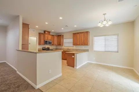 800 Mulberry St, Tehachapi, CA 93561 photo 8