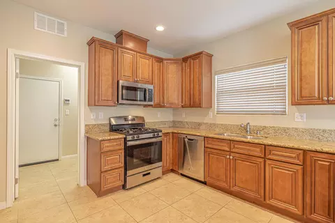 800 Mulberry St, Tehachapi, CA 93561 photo 10