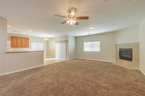 800 Mulberry St, Tehachapi, CA 93561 photo 6