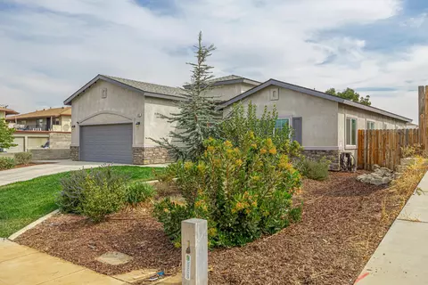800 Mulberry St, Tehachapi, CA 93561 photo 2