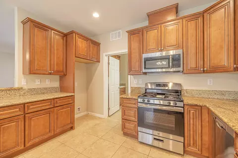 800 Mulberry St, Tehachapi, CA 93561 photo 11