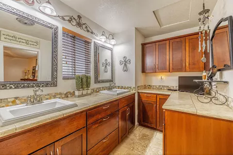 42954 Sachs Dr, Lancaster, CA 93536 photo 25