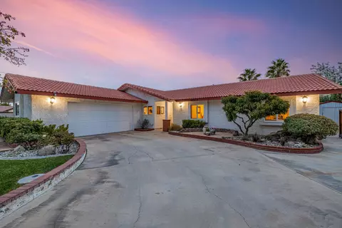 42954 Sachs Dr, Lancaster, CA 93536 photo 4