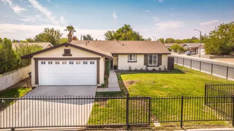 428 Avenue J4 E, Lancaster, CA 93535 photo 1