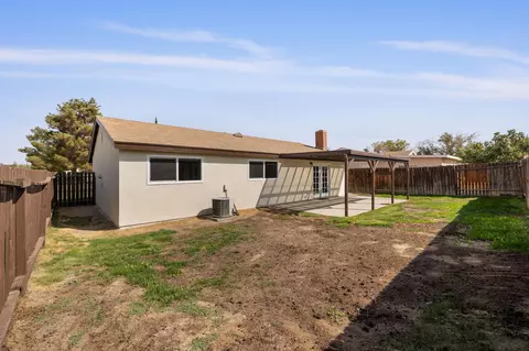 428 Avenue J4 E, Lancaster, CA 93535 photo 10