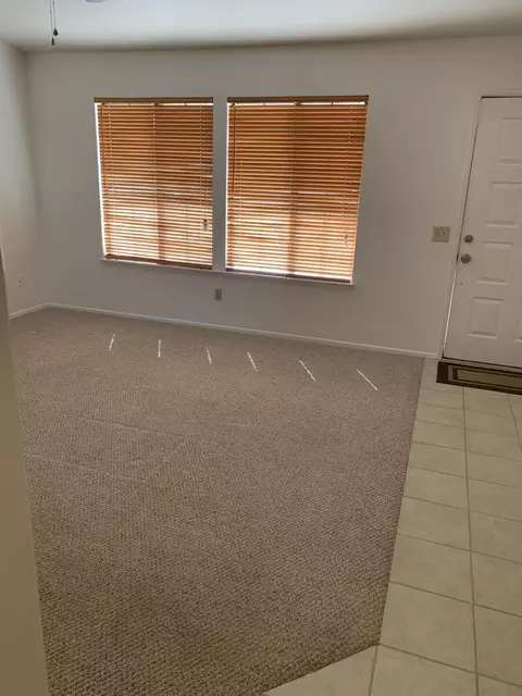 2803 Calandri Ln, Lancaster, CA 93536 photo 4