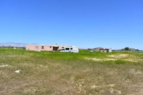 1536 Dalton Ave, Mojave, CA 93501 photo 6