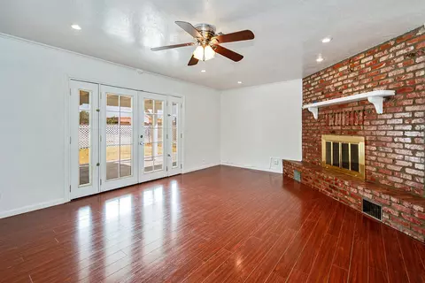 43530 7th St E, Lancaster, CA 93535 photo 9