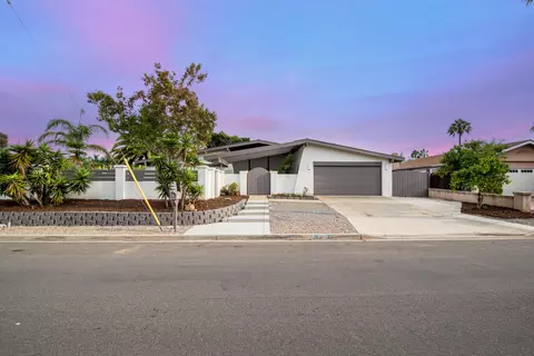 2047 California St, Oceanside, CA 92057 photo 1