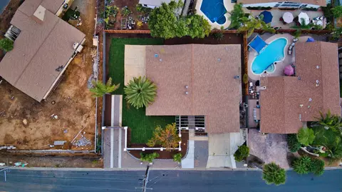 2047 California St, Oceanside, CA 92057 photo 2