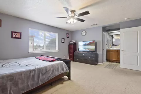 14962 Ranchero Rd, Hesperia, CA 92345 photo 21