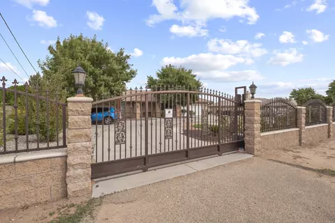 14962 Ranchero Rd, Hesperia, CA 92345 photo 5