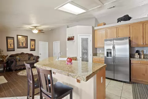 14962 Ranchero Rd, Hesperia, CA 92345 photo 16