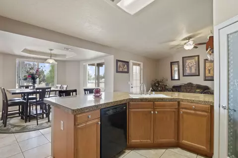 14962 Ranchero Rd, Hesperia, CA 92345 photo 17