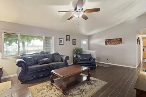 14962 Ranchero Rd, Hesperia, CA 92345 photo 7