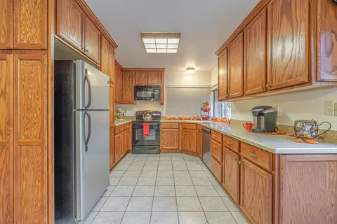 1036 Caperton St, Lancaster, CA 93535 photo 29