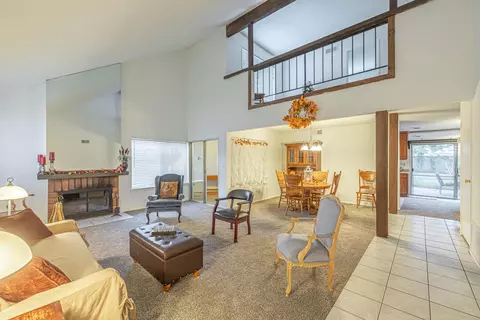 1036 Caperton St, Lancaster, CA 93535 photo 2