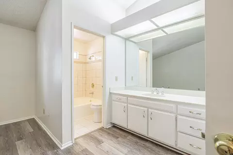 44202 Olympus Dr, Lancaster, CA 93536 photo 21