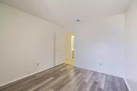 44202 Olympus Dr, Lancaster, CA 93536 photo 18