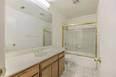 44202 Olympus Dr, Lancaster, CA 93536 photo 16