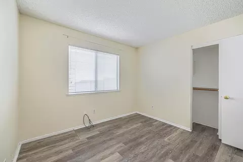 44202 Olympus Dr, Lancaster, CA 93536 photo 24