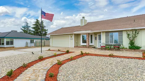19828 Cross Way, Tehachapi, CA 93561 photo 2
