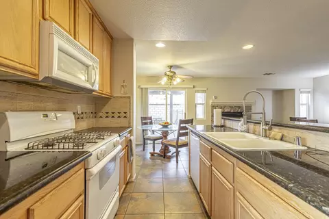 3631 Cobb Rd E, Lancaster, CA 93535 photo 14