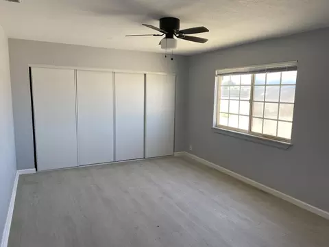 41037 176 St E, Lancaster, CA 93535 photo 9
