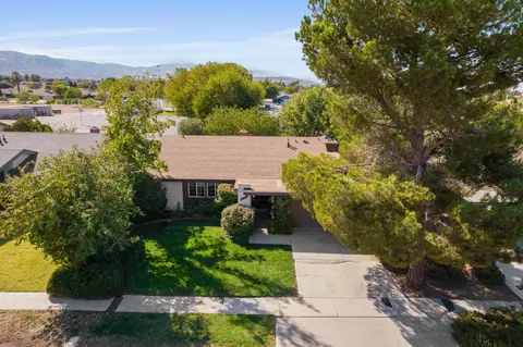 37953 28th St E, Palmdale, CA 93550 photo 3