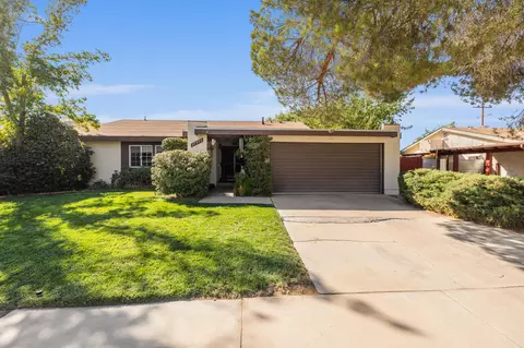 37953 28th St E, Palmdale, CA 93550 photo 1